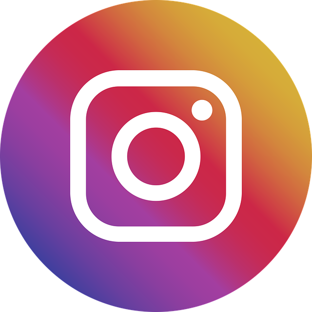 Instagram Henderson's Pub